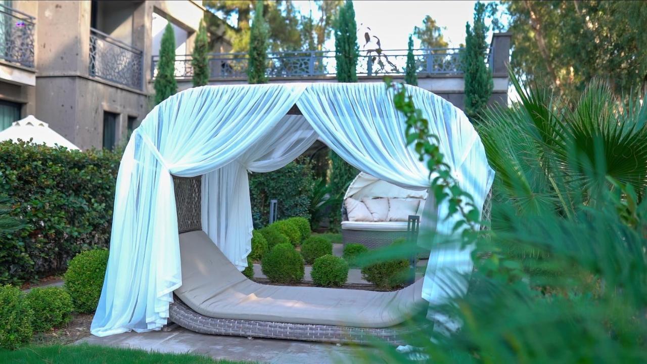 Sandora Boutiuqe Hotel Яликавак Екстер'єр фото
